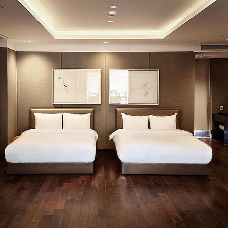 The Suites Hotel Namwon Bagian luar foto