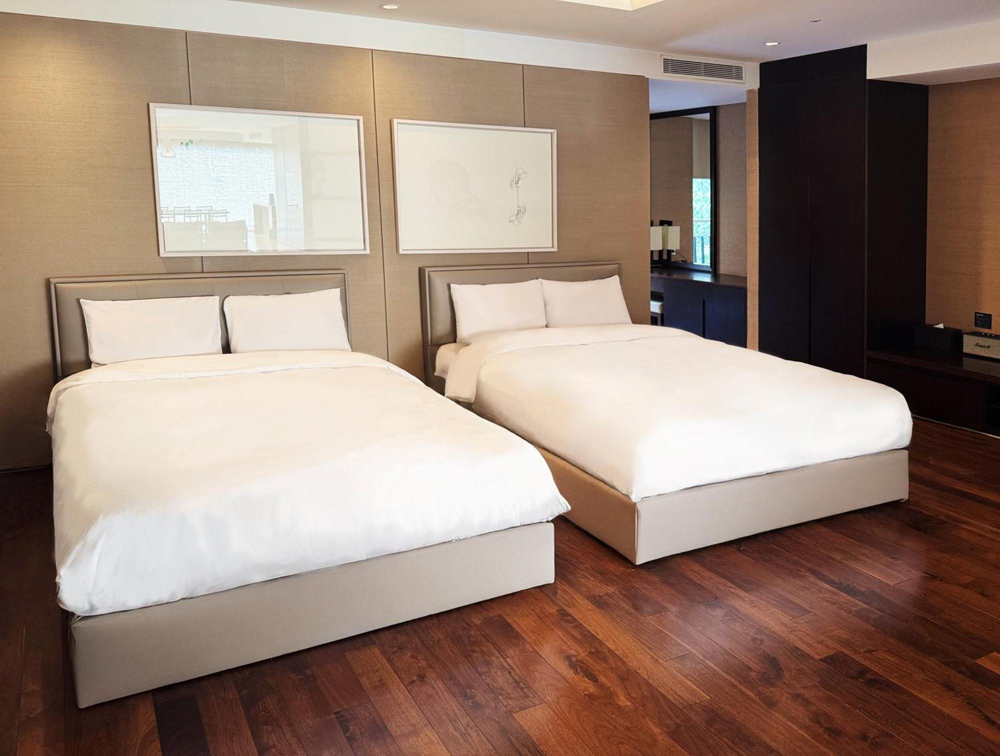 The Suites Hotel Namwon Bagian luar foto