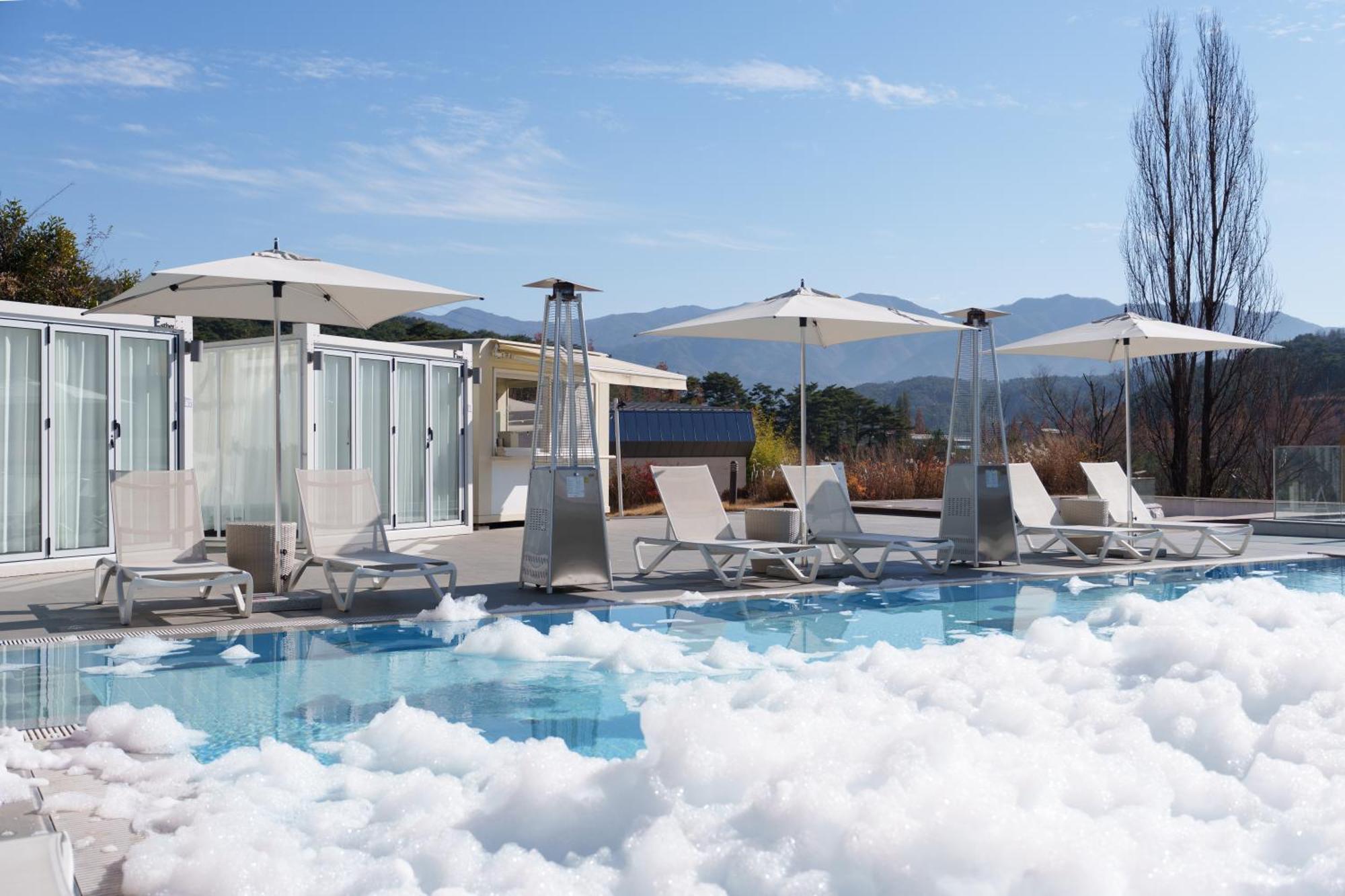 The Suites Hotel Namwon Bagian luar foto